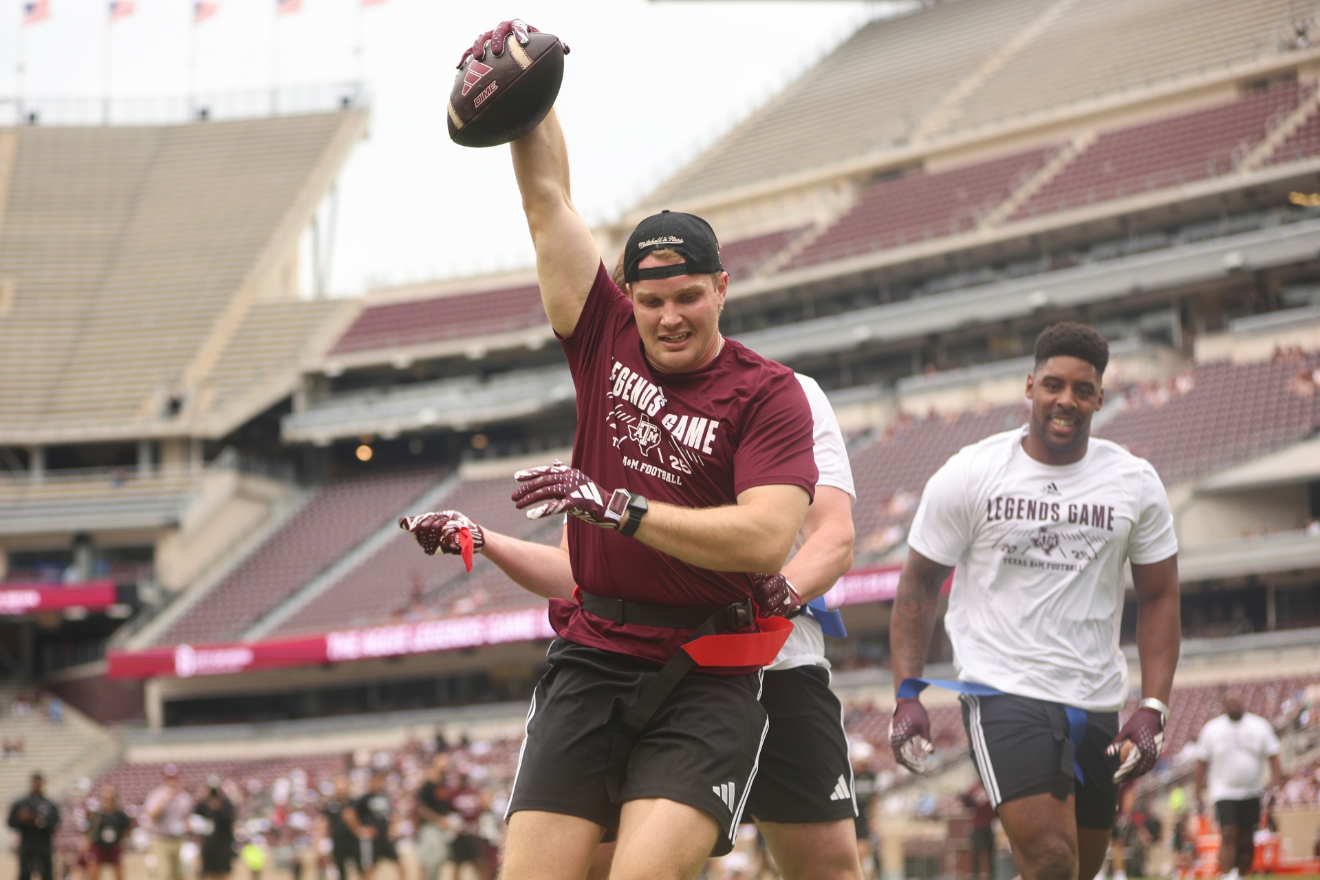 20250419_FB_GAME_MAROON_WHITE__MR_0080.jpg