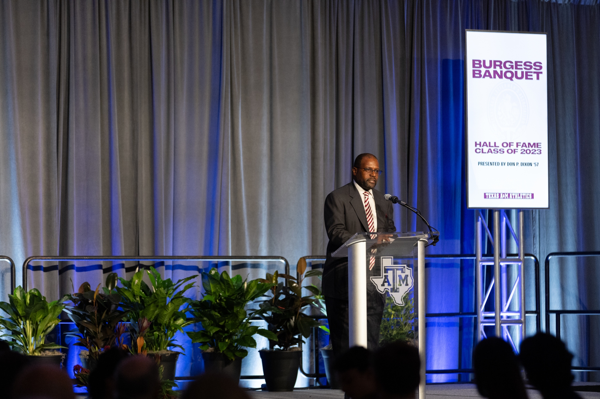 20230915_TAMU_Burgess_Banquet_EP_0038.jpg